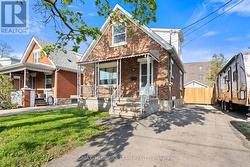 70 CARLETON STREET N Thorold (Thorold Downtown), ON L2V 2A7