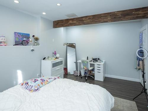 371 Cougar Crescent, Thunder Bay, ON - Indoor Photo Showing Bedroom