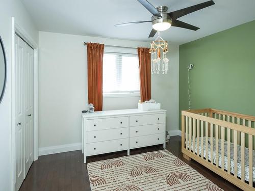 371 Cougar Crescent, Thunder Bay, ON - Indoor Photo Showing Bedroom