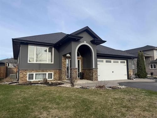 371 Cougar Crescent, Thunder Bay, ON - Outdoor With Facade
