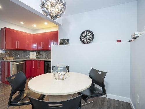 371 Cougar Crescent, Thunder Bay, ON - Indoor Photo Showing Other Room