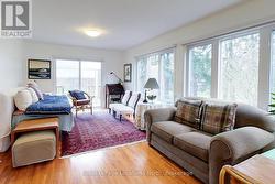 Sunny south facing room for study or crafts - 