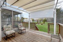 private deck - 
