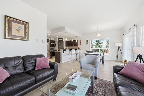 1-64 Barnes St, Winnipeg, MB 