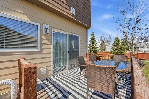 1-64 Barnes St, Winnipeg, MB 
