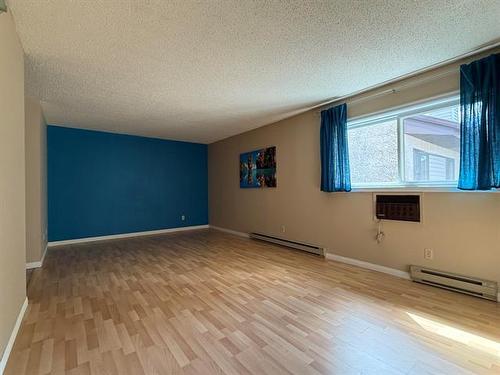 301-173 Watson St, Winnipeg, MB 