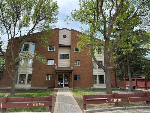 301-173 Watson St, Winnipeg, MB 