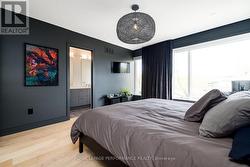 Primary ensuite. - 