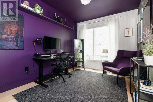 Bedroom currently used as office. - 330 Kenwood Avenue, Ottawa, ON - Indoor