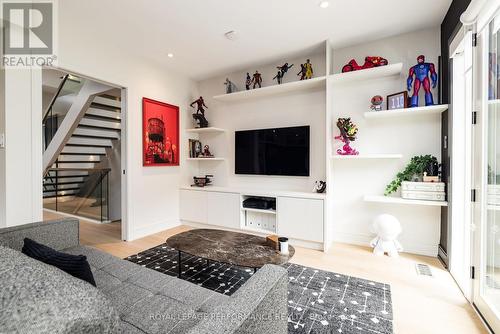 330 Kenwood Avenue, Ottawa, ON - Indoor