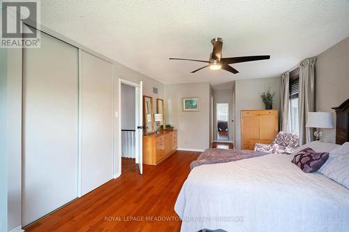 6942 Barrisdale Drive, Mississauga, ON - Indoor Photo Showing Bedroom