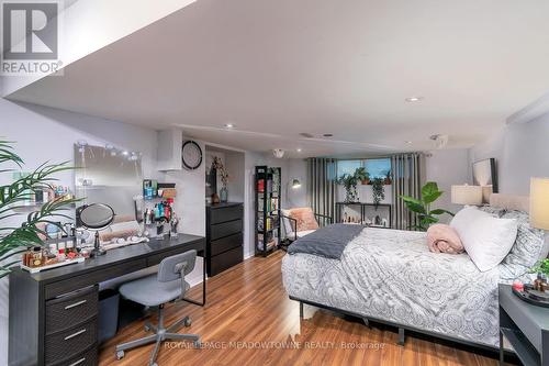 6942 Barrisdale Drive, Mississauga, ON - Indoor Photo Showing Bedroom