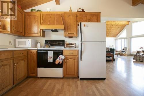 1590 C Line Rd, Richards Landing, ON - Indoor Photo Showing Kitchen