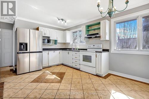 Kitchen - Upper Unit - 925 Moorvale Street, Ottawa, ON - Indoor Photo Showing Kitchen