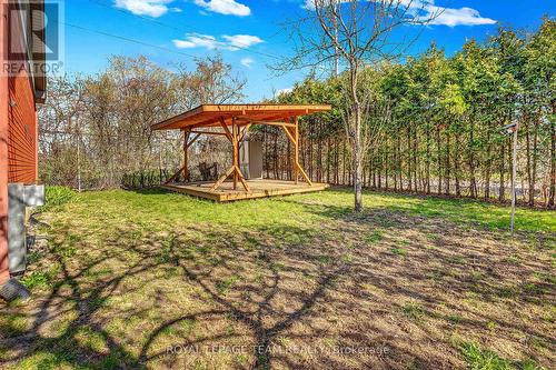 Side Lot with Gazebo - 925 Moorvale Street, Ottawa, ON - Outdoor