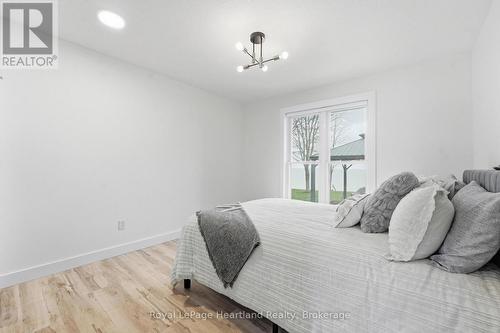 77961 Dryden Lane, Central Huron (Goderich), ON - Indoor Photo Showing Bedroom