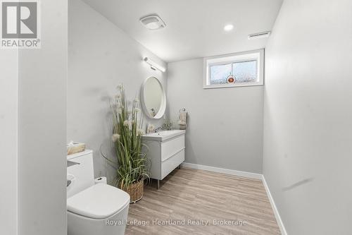 77961 Dryden Lane, Central Huron (Goderich), ON - Indoor