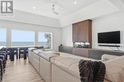 77961 Dryden Lane, Central Huron (Goderich), ON - Indoor Photo Showing Bedroom