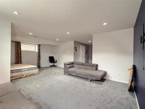 28 White Ash Drive, Brandon, MB - Indoor