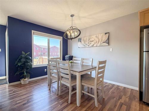 28 White Ash Drive, Brandon, MB - Indoor Photo Showing Dining Room