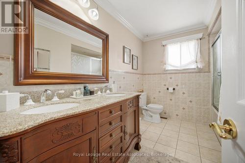 1311 Underwood Drive, Mississauga, ON - Indoor Photo Showing Bathroom