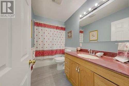 91 Midland Row, Pasadena, NL - Indoor Photo Showing Bathroom
