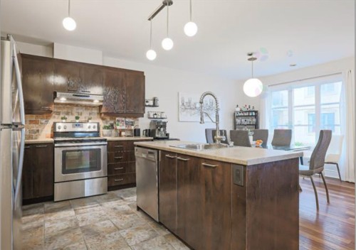 Cuisine - 205-10 Rue Des Manoirs, Charlemagne, QC - Indoor Photo Showing Kitchen