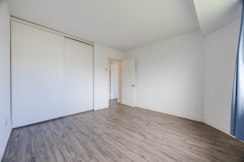 Chambre à coucher - 29-555 Montrose Drive, Beaconsfield, QC - Indoor Photo Showing Other Room