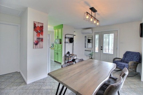 Salle à manger - 341 Rue Taschereau, Amos, QC - Indoor Photo Showing Other Room