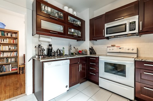 Kitchen - 3525 Boul. Décarie, Montréal (Côte-Des-Neiges/Notre-Dame-De-Grâce), QC - Indoor Photo Showing Kitchen