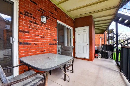 Terrasse - 64 Rue Daguerre, Candiac, QC 