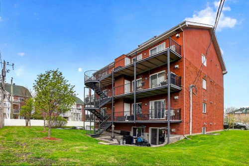 Extérieur - 64 Rue Daguerre, Candiac, QC 