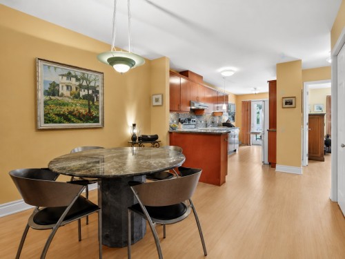 Salle à manger - 64 Rue Daguerre, Candiac, QC 