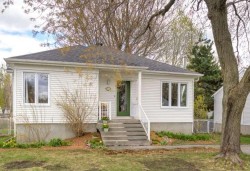 1728 Rue des Capucines  Saint-Lazare, QC J7T 2N9