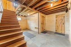 Family Room - 
