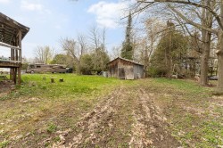 Lot - 