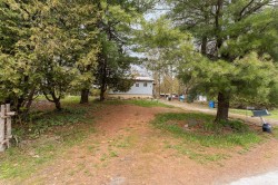 Lot - 
