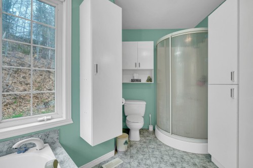 Salle de bains - 325 Ch. Cambria, Gore, QC - Indoor Photo Showing Bathroom