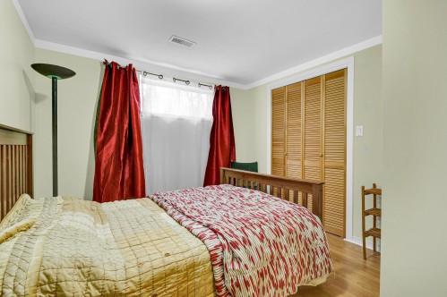 Chambre à coucher - 325 Ch. Cambria, Gore, QC - Indoor Photo Showing Bedroom