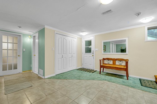 Hall d'entrée/Vestibule - 325 Ch. Cambria, Gore, QC - Indoor Photo Showing Other Room