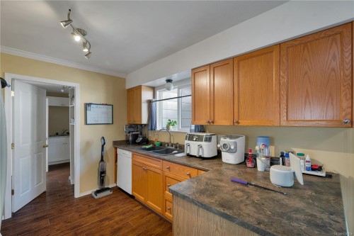 823 Kalmar Rd, Campbell River, BC 