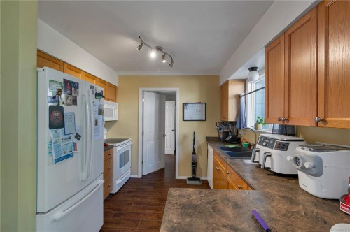 823 Kalmar Rd, Campbell River, BC 