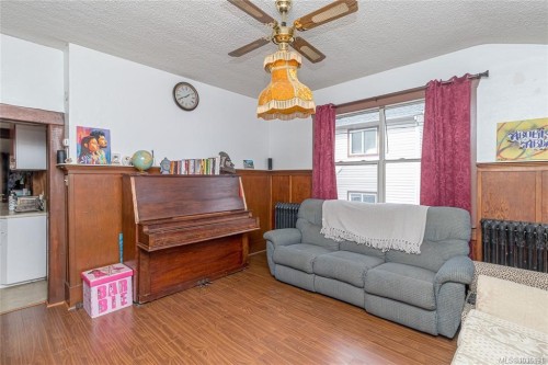 451 Irwin St, Nanaimo, BC 