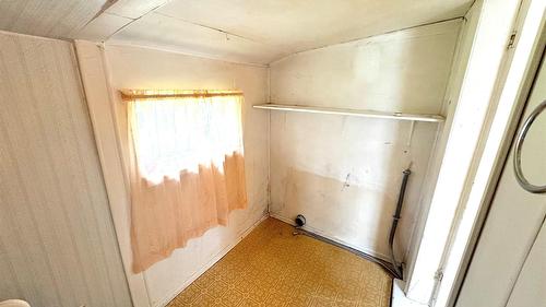 621 9Th Avenue, Fernie, BC - Indoor Photo Showing Other Room