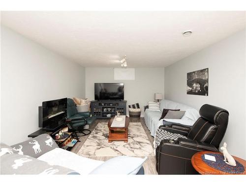 313 Worthington Ave, Moncton, NB 