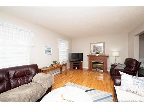 313 Worthington Ave, Moncton, NB 