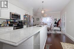 Eat-In Kitchen Island w/D/R View - 