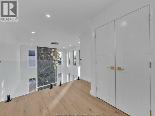 3672 Sutton Avenue, Windsor, ON - Indoor Photo Showing Other Room