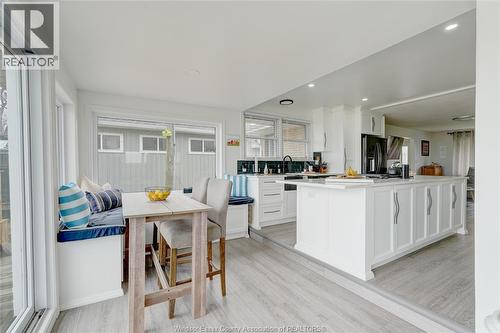 591 Ross Beach, Lakeshore, ON - Indoor