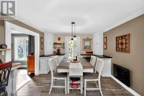59 Withall Grove, Tiny (Wyevale), ON - Indoor Photo Showing Dining Room